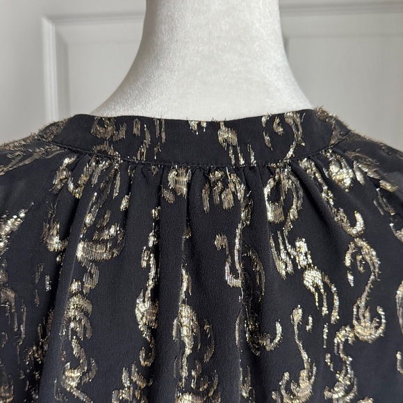 Lilly Pulitzer Black and Gold Patterned Blouse - Picture 11 of 16